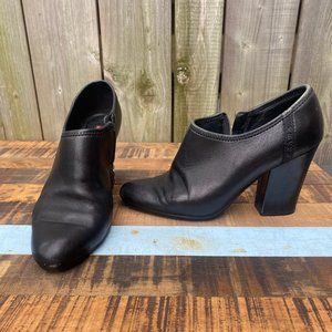 PRADA Calzature Donna Black Leather Ankle Boots - Size 8
